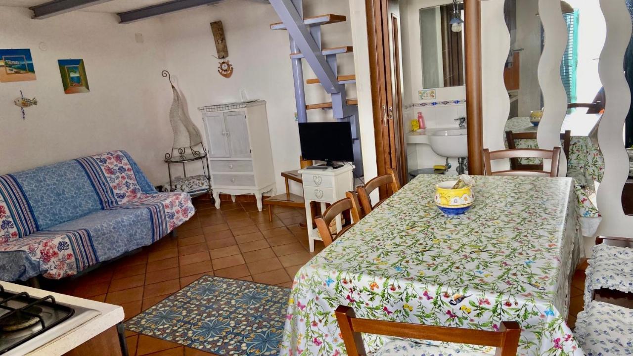 Procida Marina Grande Apartment Exterior photo