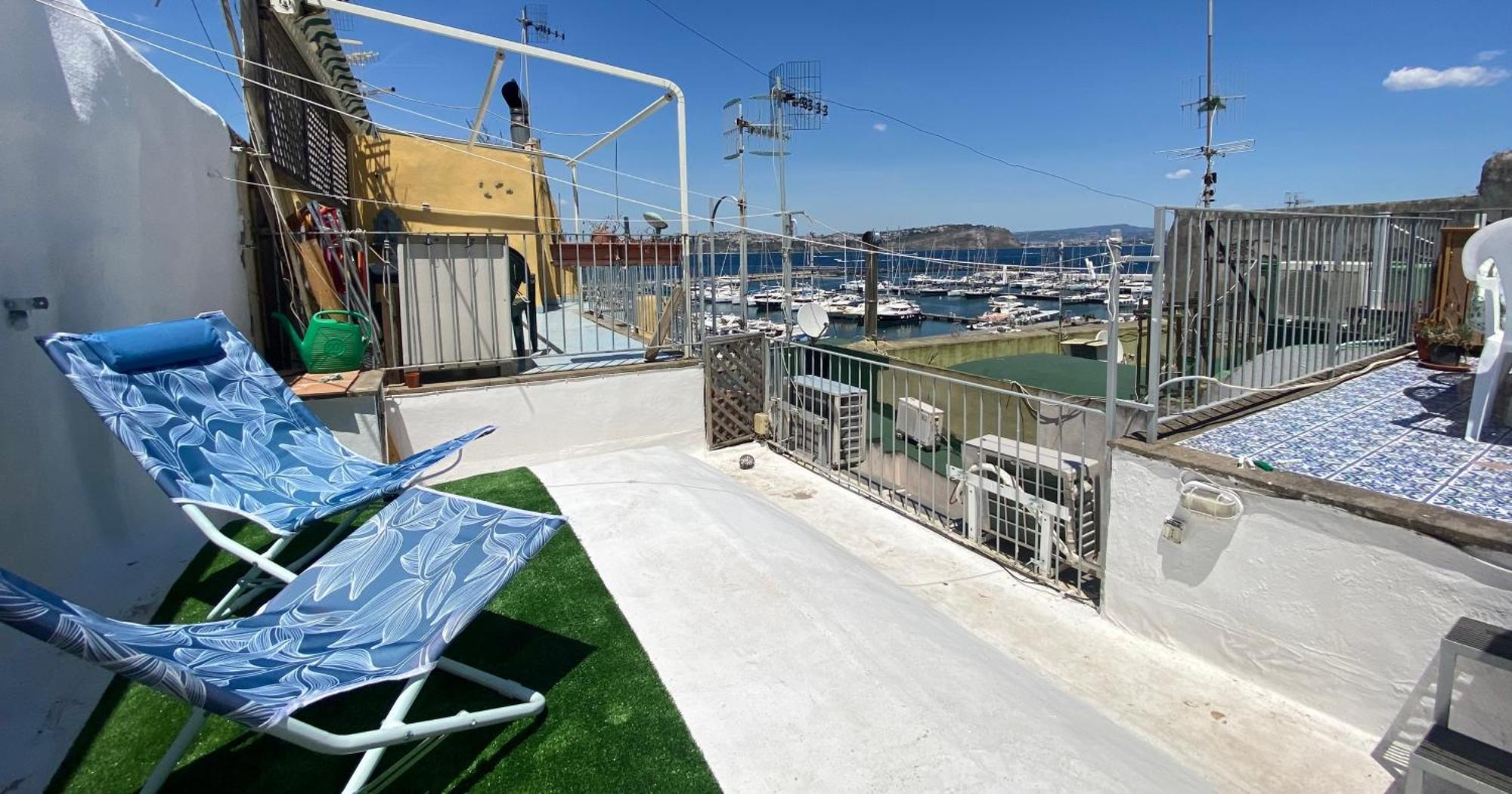 Procida Marina Grande Apartment Exterior photo